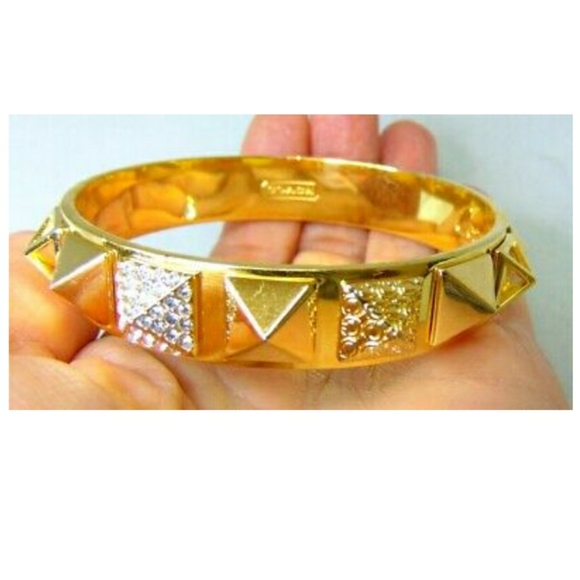 Gorgeous Coach Statement Braclet Cuff Pyramid DESIGN substantial piece 💜 - Picture 3 of 9